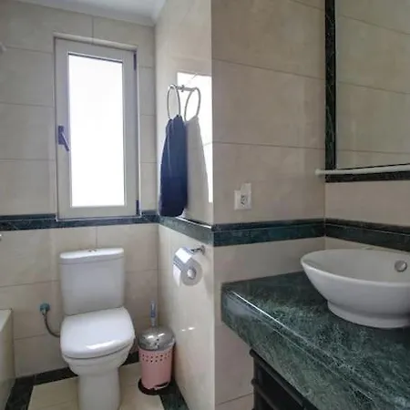 Elias 1-bedroom On The With Pool 公寓