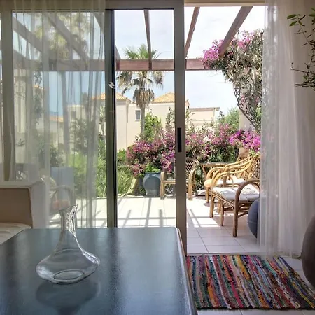 公寓 Elias 1-bedroom On The With Pool *